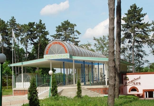 Санаторий Хмельник Профсоюзный Фото - Территория Санатория