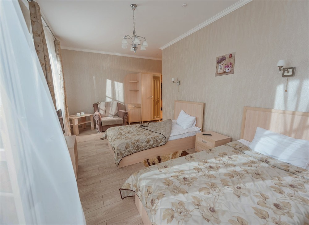Готель «Богдан» Моршин Suite - Фотографія 3