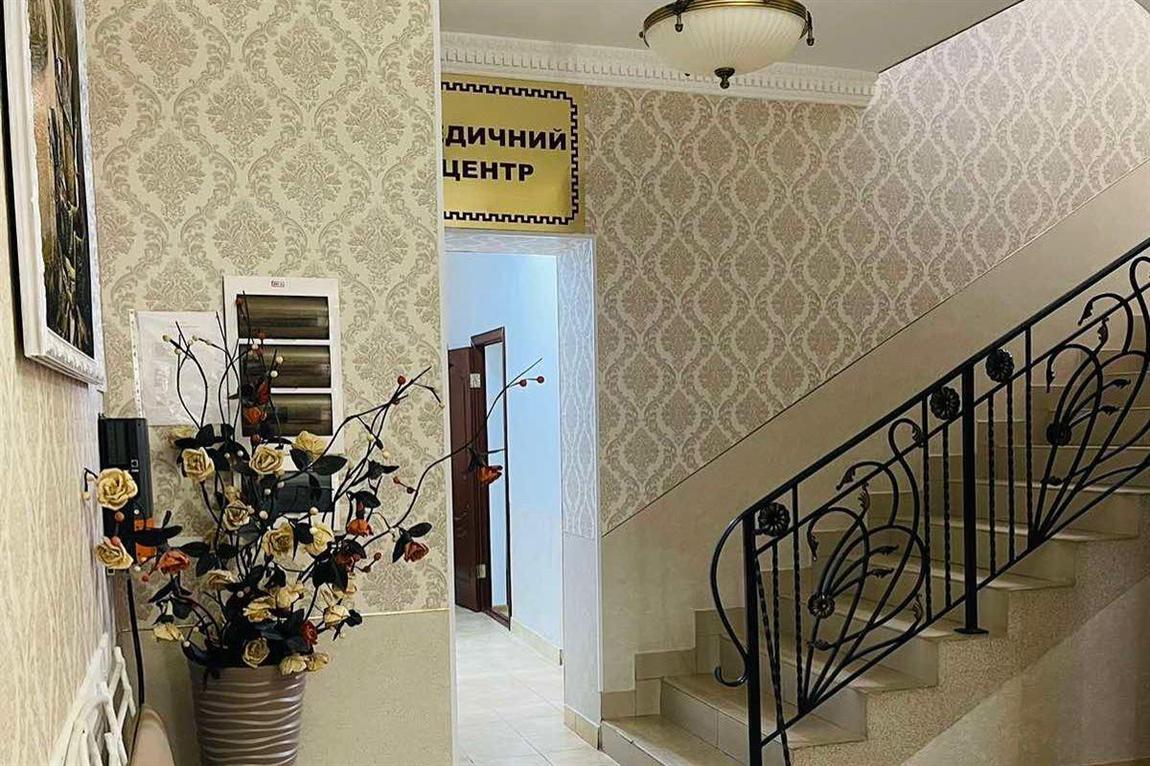 Готель Віват Моршин - Вхід до медичного центру