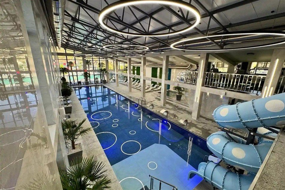 Готель IVORY Resort Виноградів - Закритий басейн