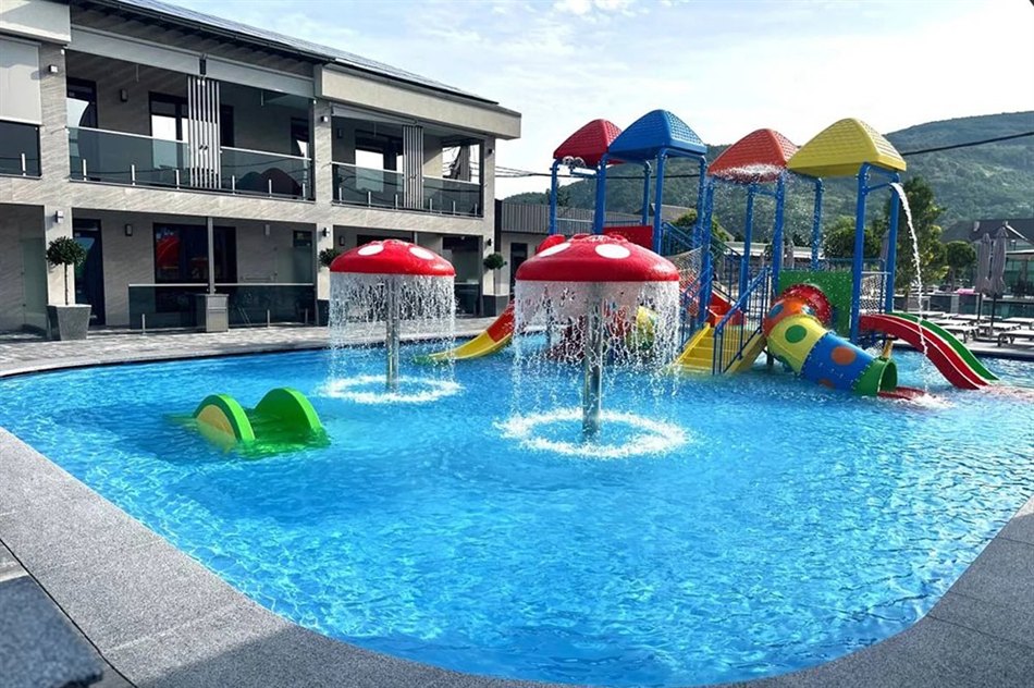Готель IVORY Resort Виноградів - Дитячий басейн